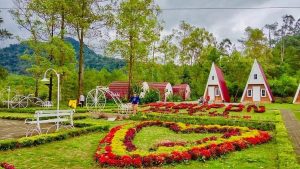 Taman-Bunga-Coban-Talun